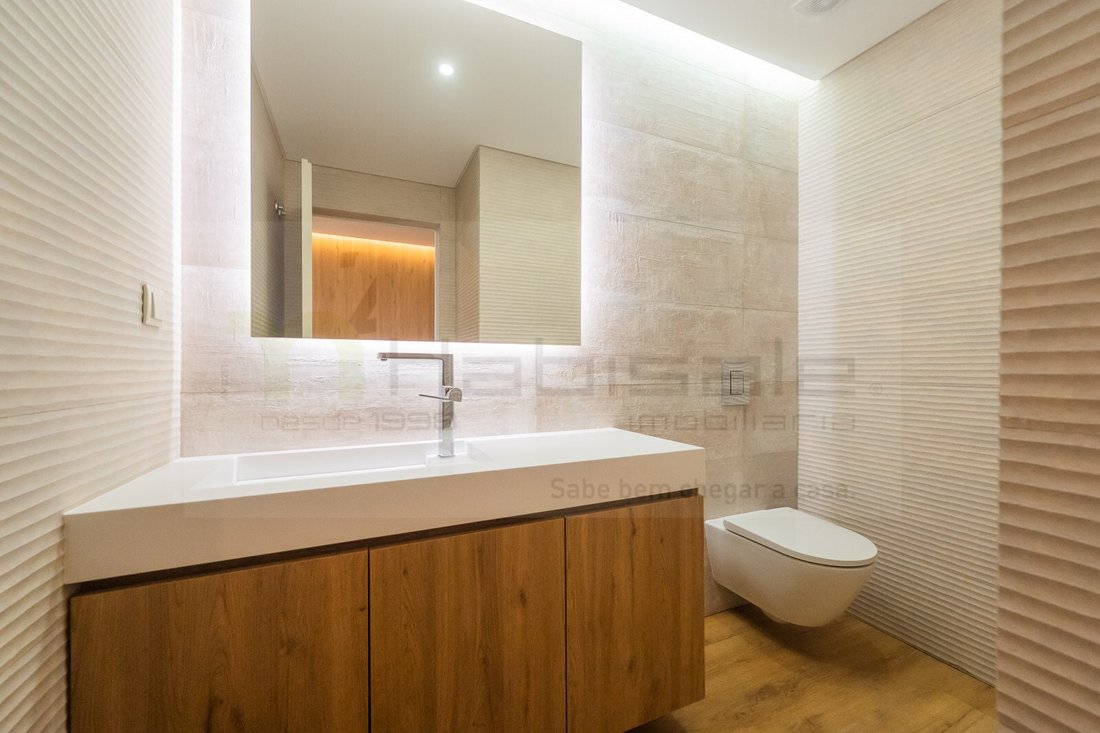 Apartment in Parede, Lisbon, Portugal 5 - 17558641