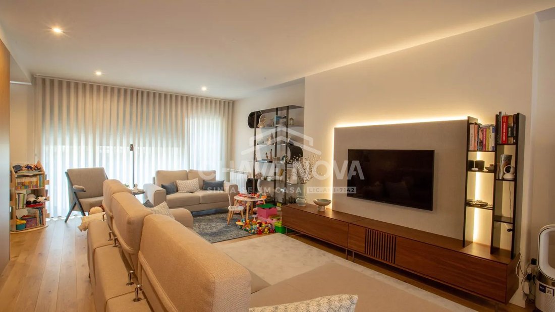 Apartment in Aldoar, Foz do Douro e Nevogilde, Porto District, Portugal 3 - 17567249