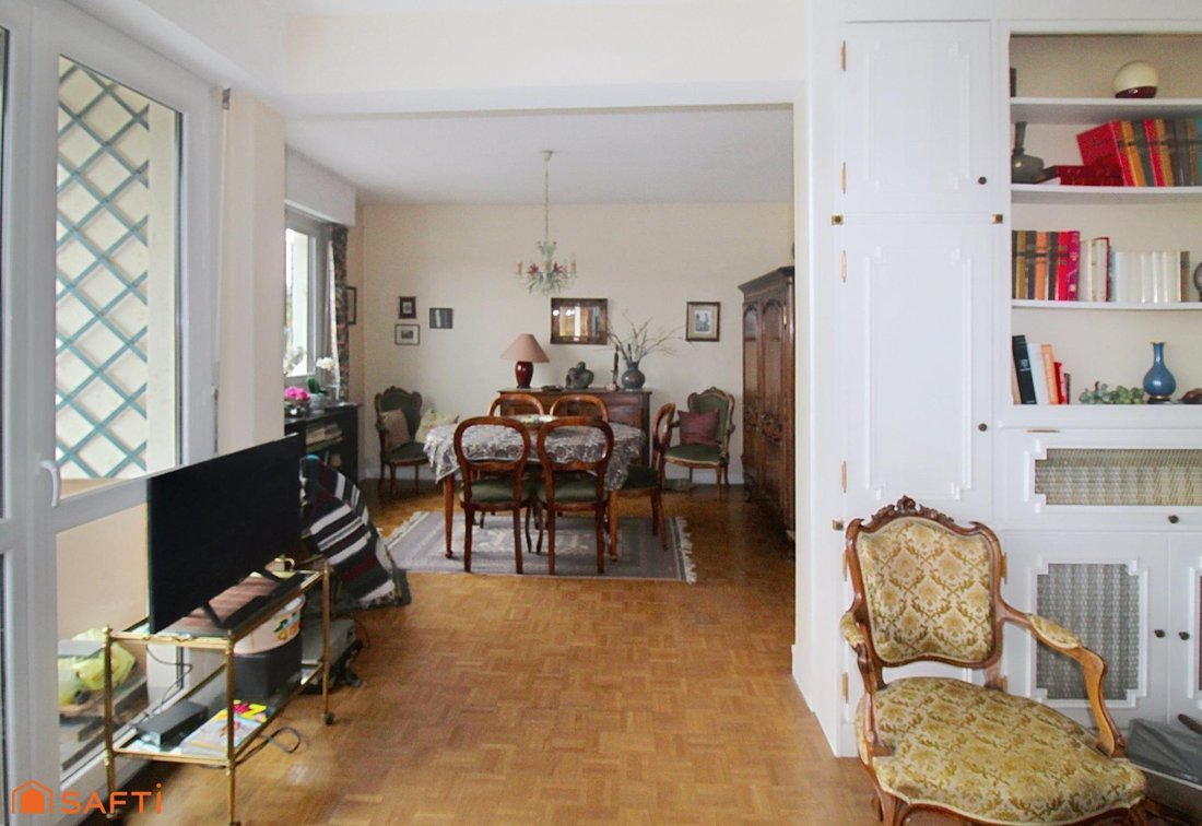 Apartment in La Faiencerie-Le Clos Saint Cyr, Bourg-la-Reine, France 3 - 17559182