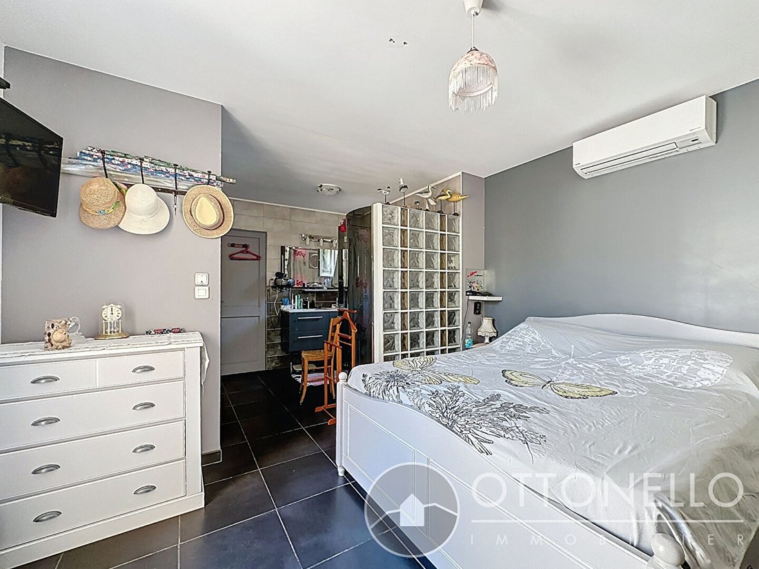 Villa in Ecarts, Roquebrune-sur-Argens, France 3 - 17556661