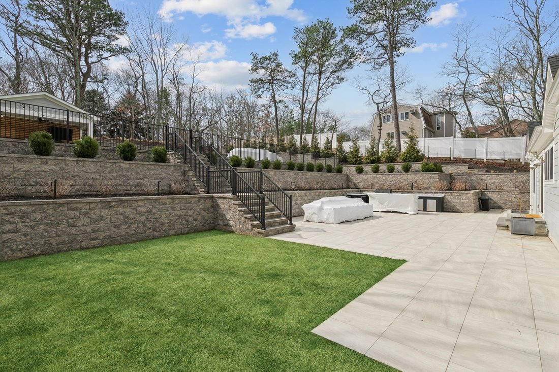 Hampton Bays, New York, United States 5 - 17568791