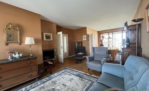 Apartment in La Faiencerie-Le Clos Saint Cyr, Bourg-la-Reine, France 1