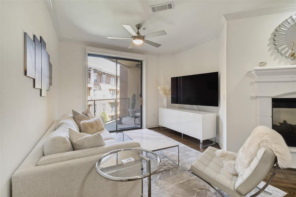 Condo in Dallas, Texas, United States 2 - 17562309