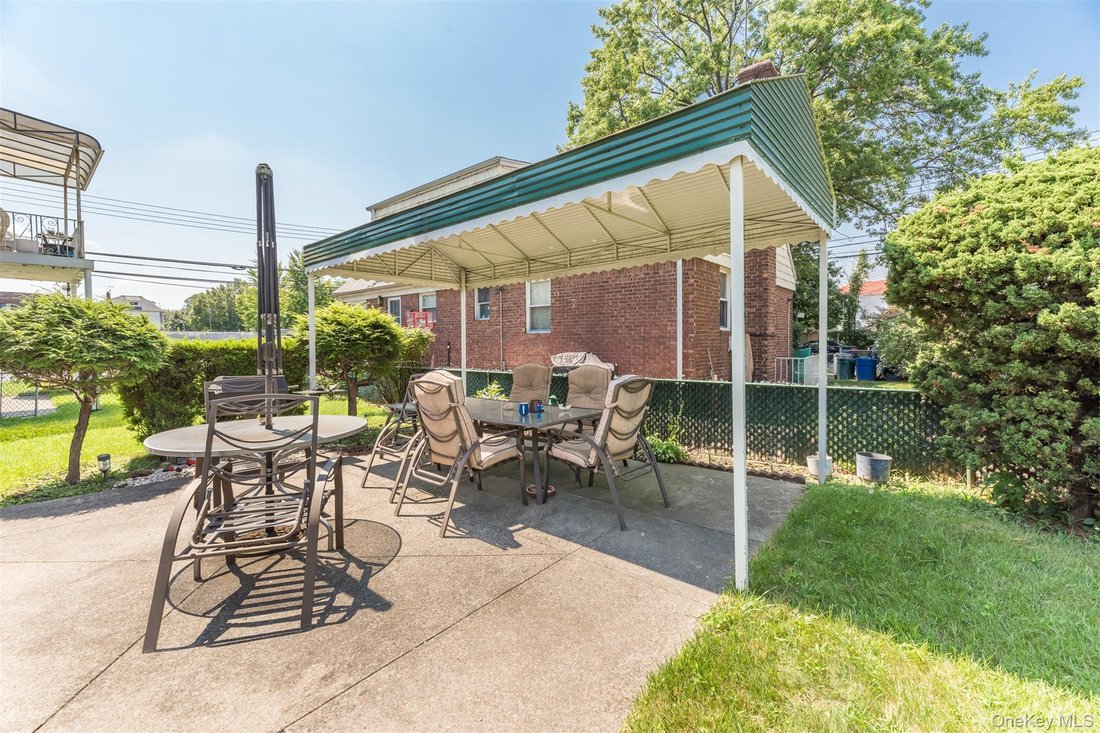 House in New York, New York, United States 4 - 17569492