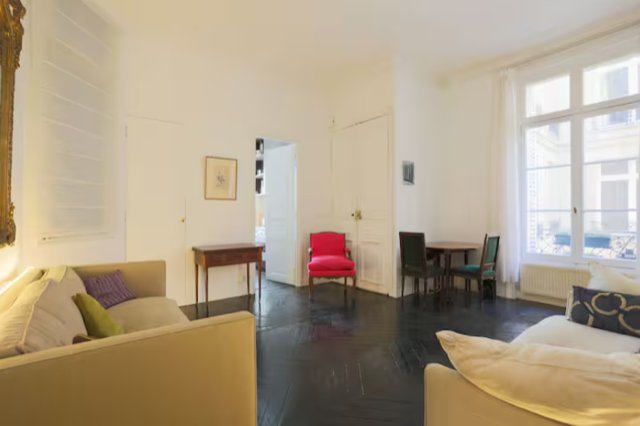 Apartment in Triangle d'Or, Paris 8e Arrondissement, Paris 5 - 17557807