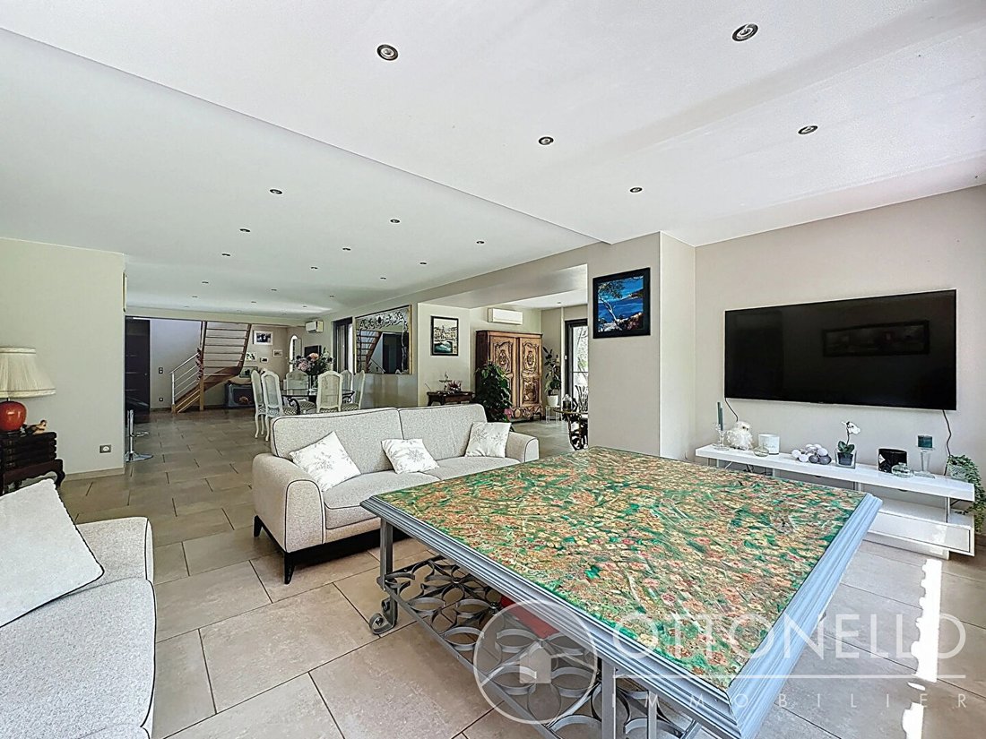 Villa in La Bouverie, Roquebrune-sur-Argens, France 4 - 17556649