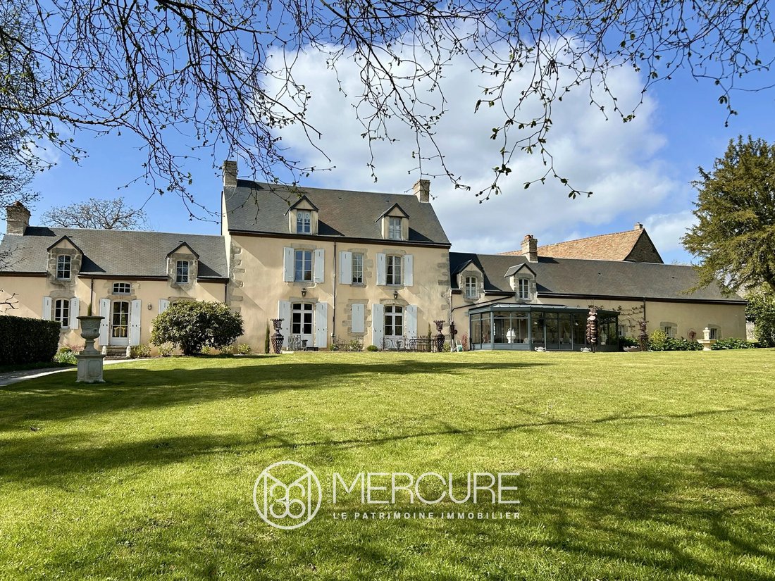 Estate in Saint-Denis-sur-Sarthon, Normandy, France 3 - 17558204