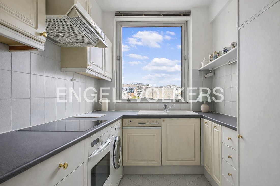 Apartment in Auteuil Nord, Paris 16e Arrondissement, Paris 5 - 17558407
