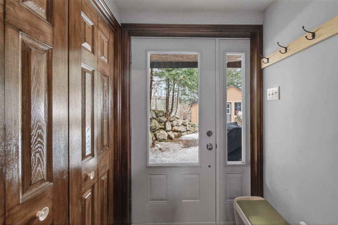 House in La Minerve, Quebec, Canada 4 - 17563872