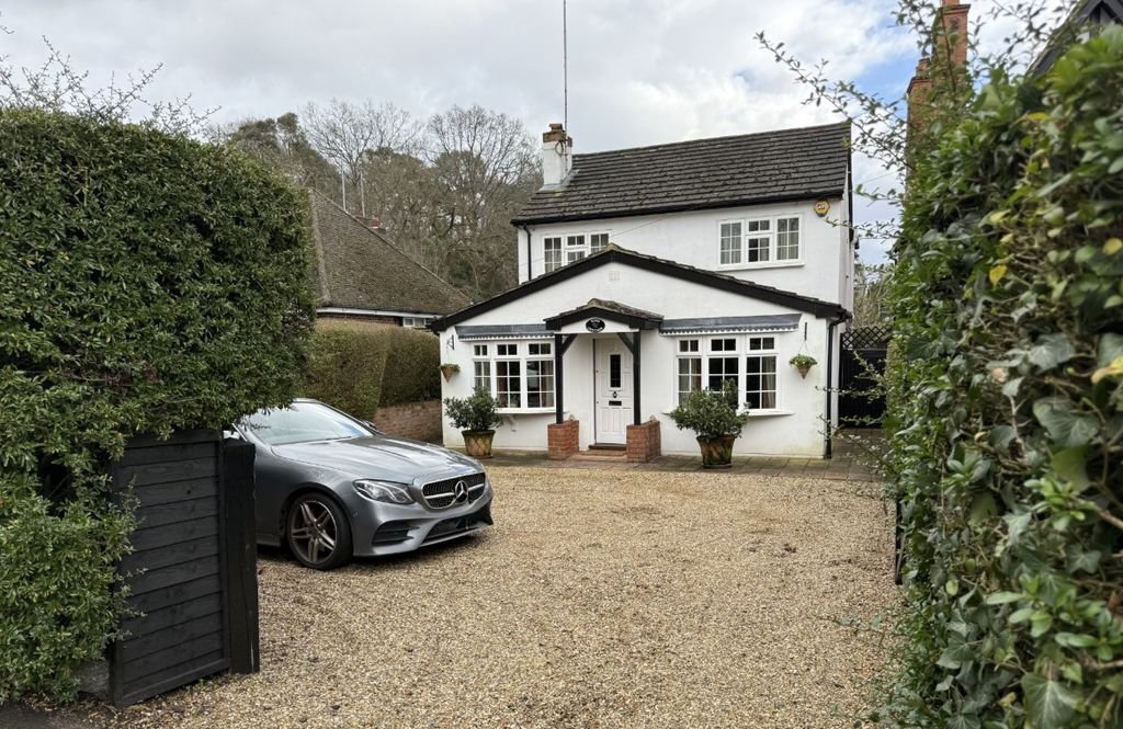 House in Sunningdale, England 1 - 17568518
