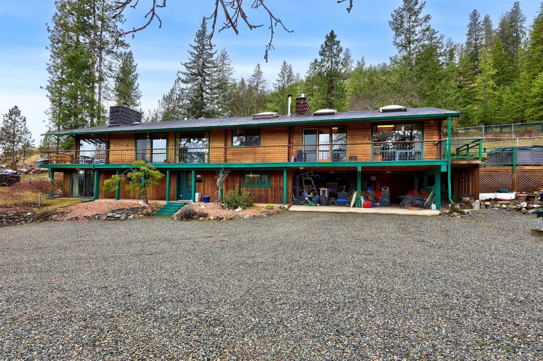 House in Kamloops, British Columbia, Canada 1 - 17560811