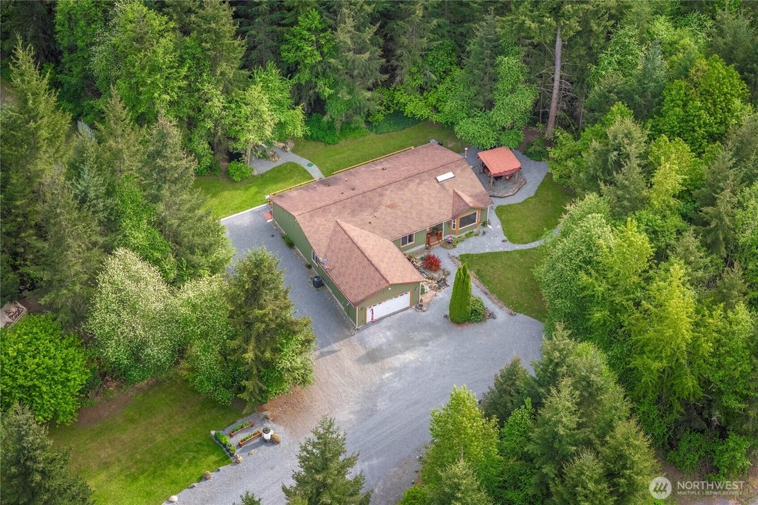 House in Graham, Washington, United States 3 - 17557395