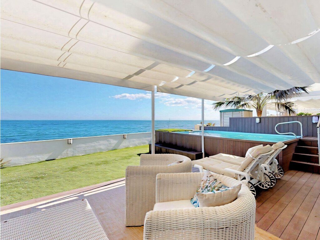 Apartment in Estepona, Andalusia, Spain 2 - 17560725