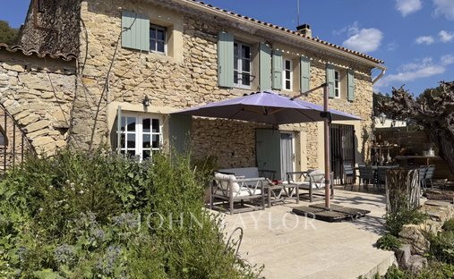Country House in Le Rouve-Gailleux-Le Val d'Arenc, Le Beausset, France 1