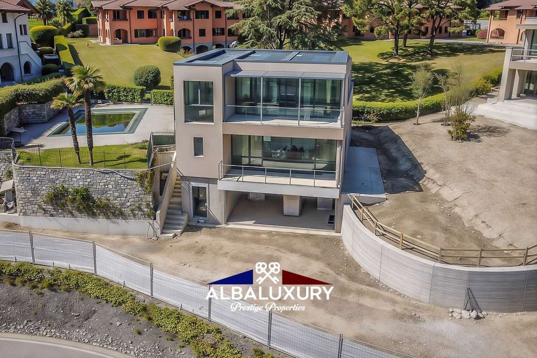 Villa in Menaggio, Lombardy, Italy 3 - 15560198