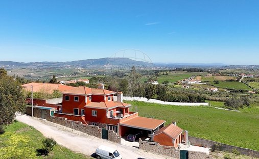 Haus in Santo Quintino, Lissabon, Portugal 1