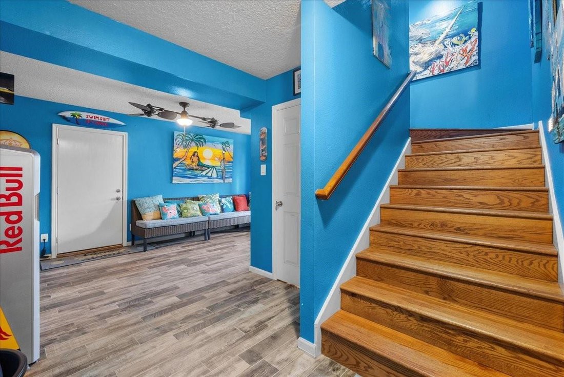 House in Dickinson, Texas, United States 4 - 17569393