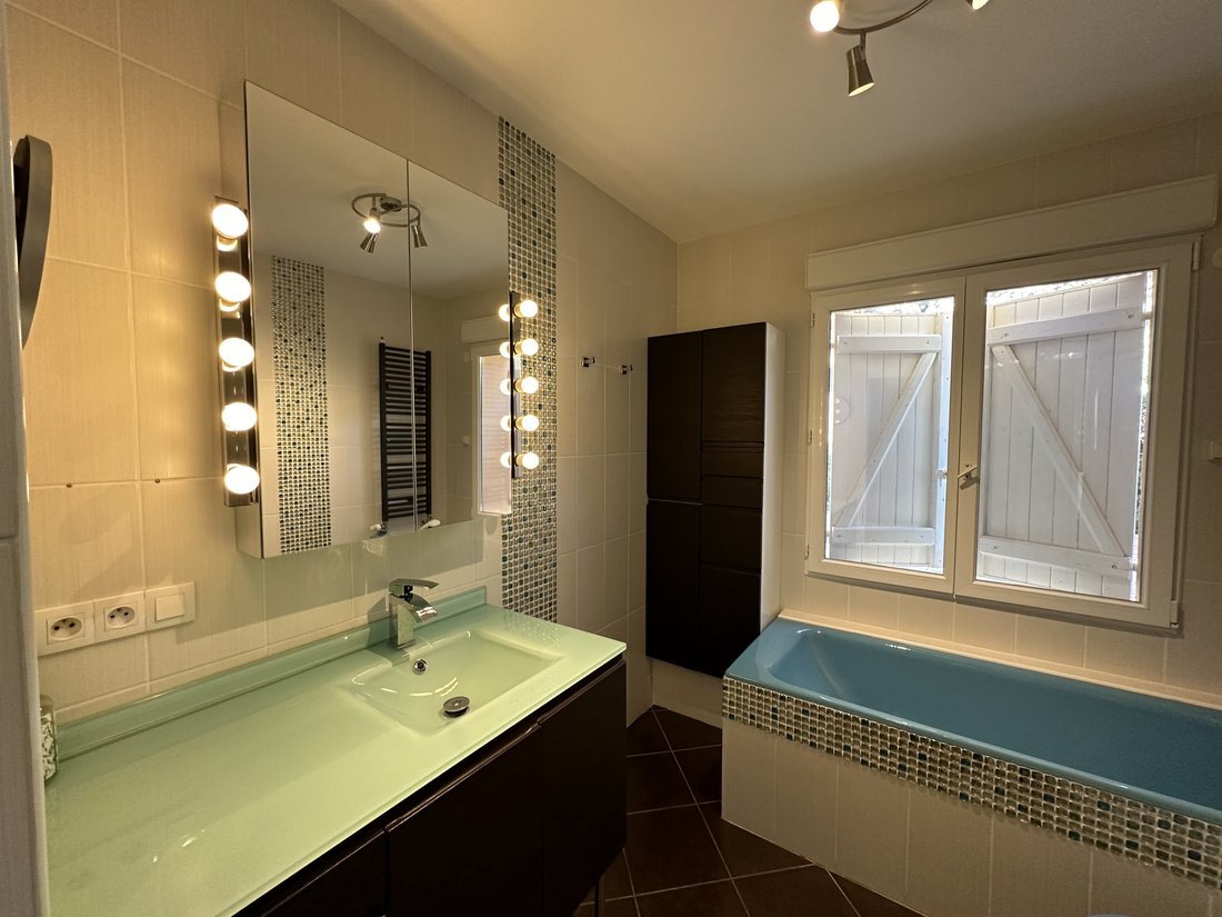 Villa a La Londe-les-Maures, Provenza-Alpi-Costa Azzurra, Francia 5 - 17557934