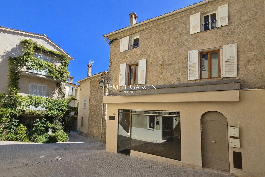 Villa in Mougins, Provence-Alpes-Côte d'Azur, France 1 - 17541410
