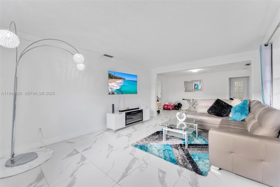 Apartment in Miami, Florida, United States 3 - 17563846