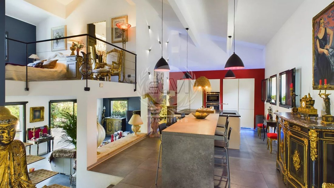 House in Le Plan-de-la-Tour, Provence-Alpes-Côte d'Azur, France 4 - 17561050