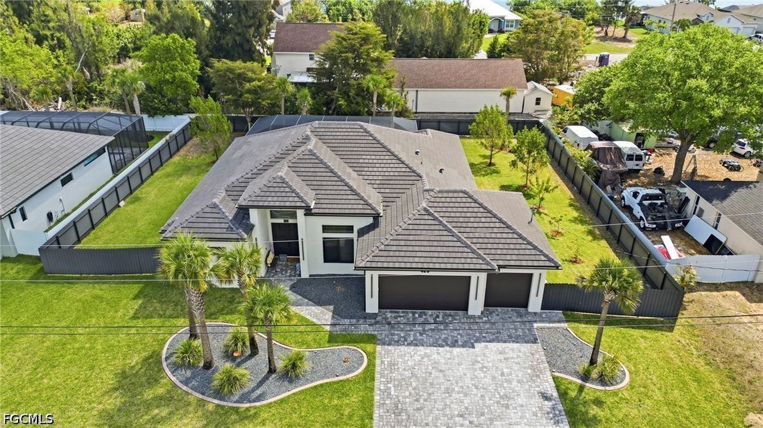 House in Cape Coral, Florida, United States 4 - 17560215
