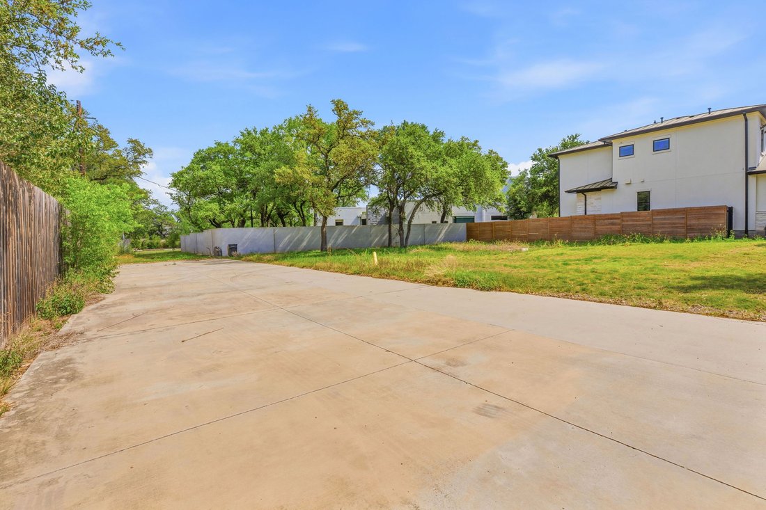 Land in Austin, Texas, United States 5 - 17560203