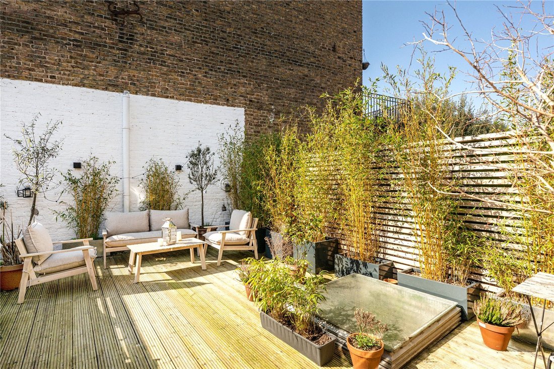 Apartment in Holland Park, Kensington And Chelsea, England 4 - 17558119