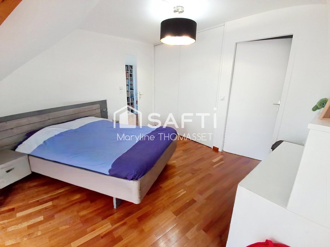 Apartment in Peripherie, Poisy, France 4 - 17445490