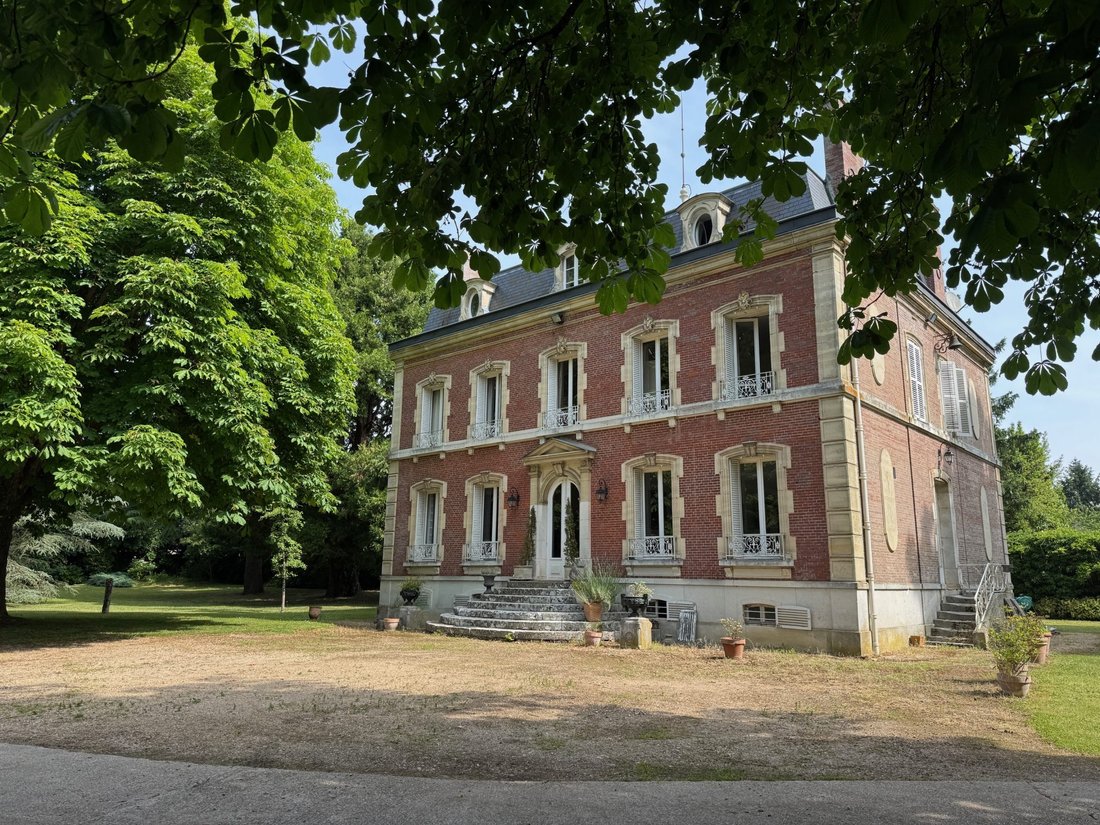 Chateau in Cailly-sur-Eure, Normandy, France 2 - 17561706