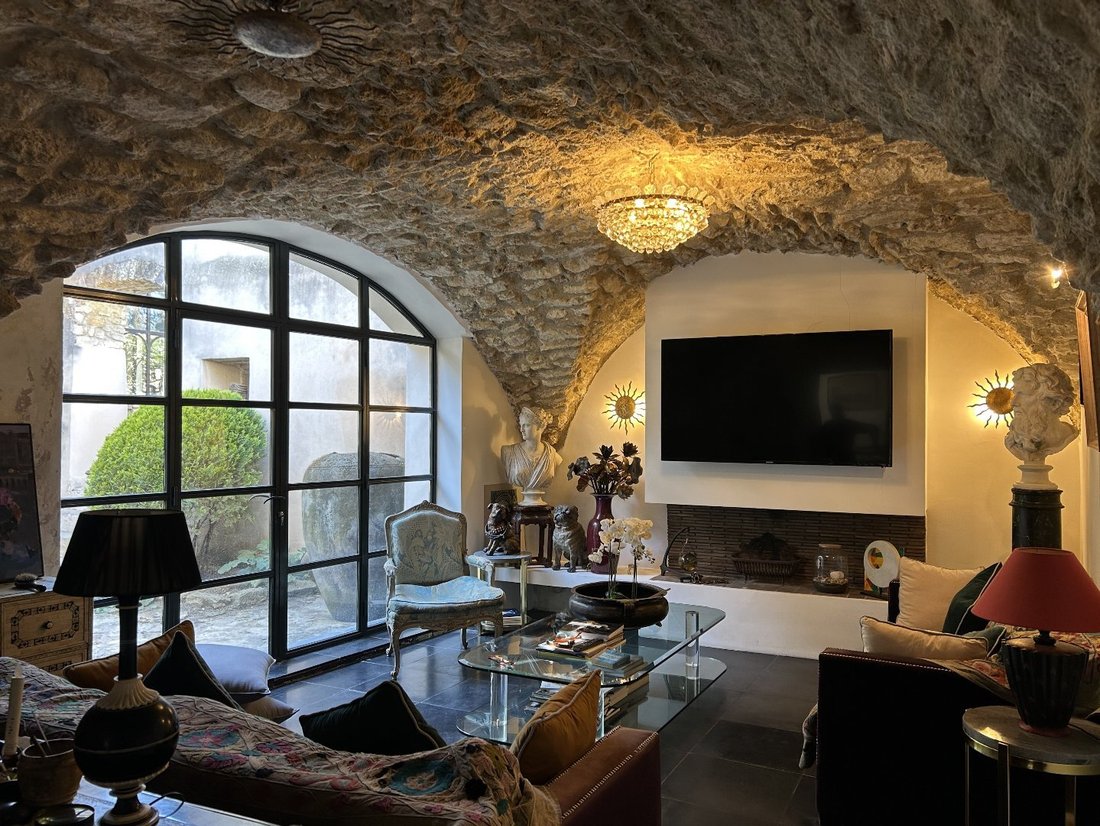 House in Robion, Provence-Alpes-Côte d'Azur, France 5 - 17564355