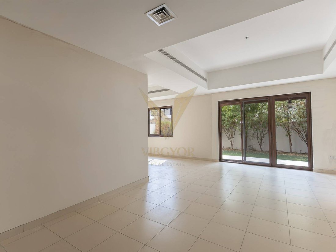 Townhouse in Reem, Dubai, United Arab Emirates 5 - 17571140