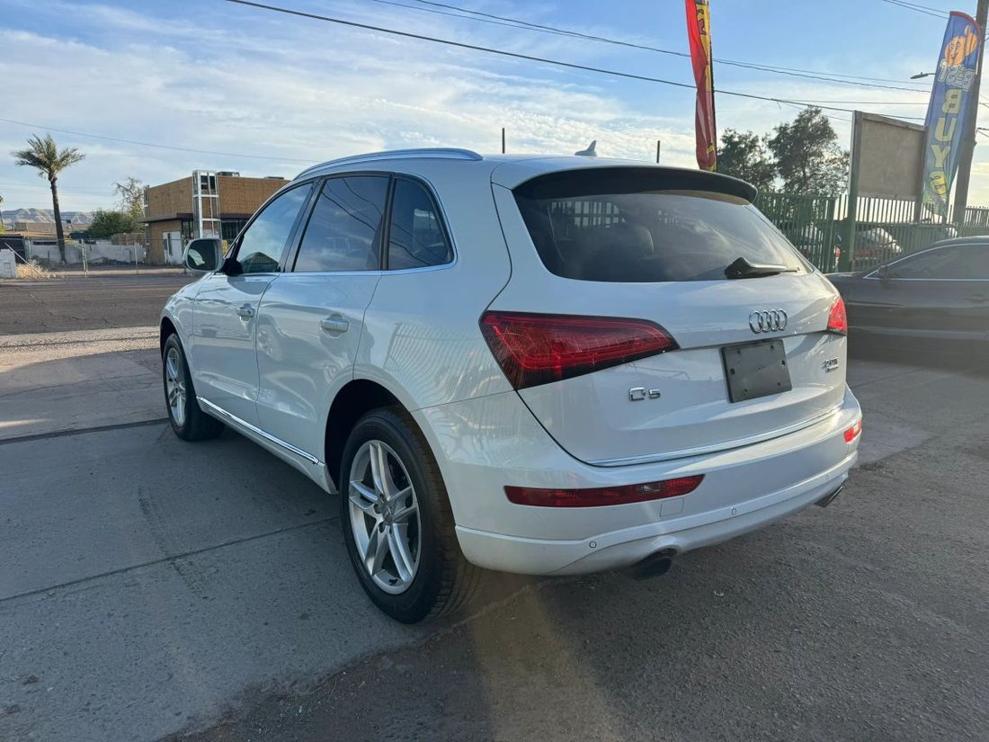 Suv in Phoenix, AZ, United States 3 - 17565017
