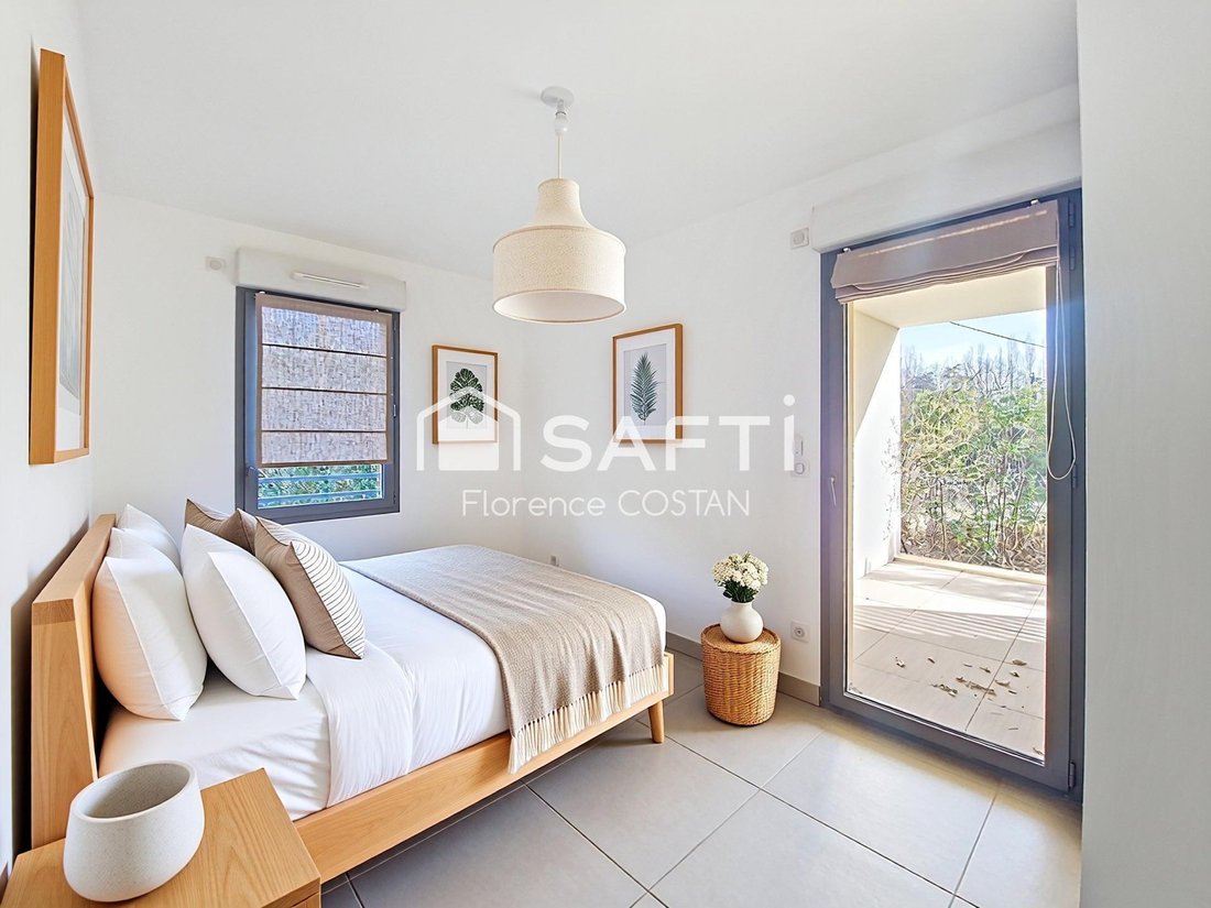 Apartment in Granettes-Jauberte-Sainte Anne, Aix-en-Provence, France 3 - 17559211