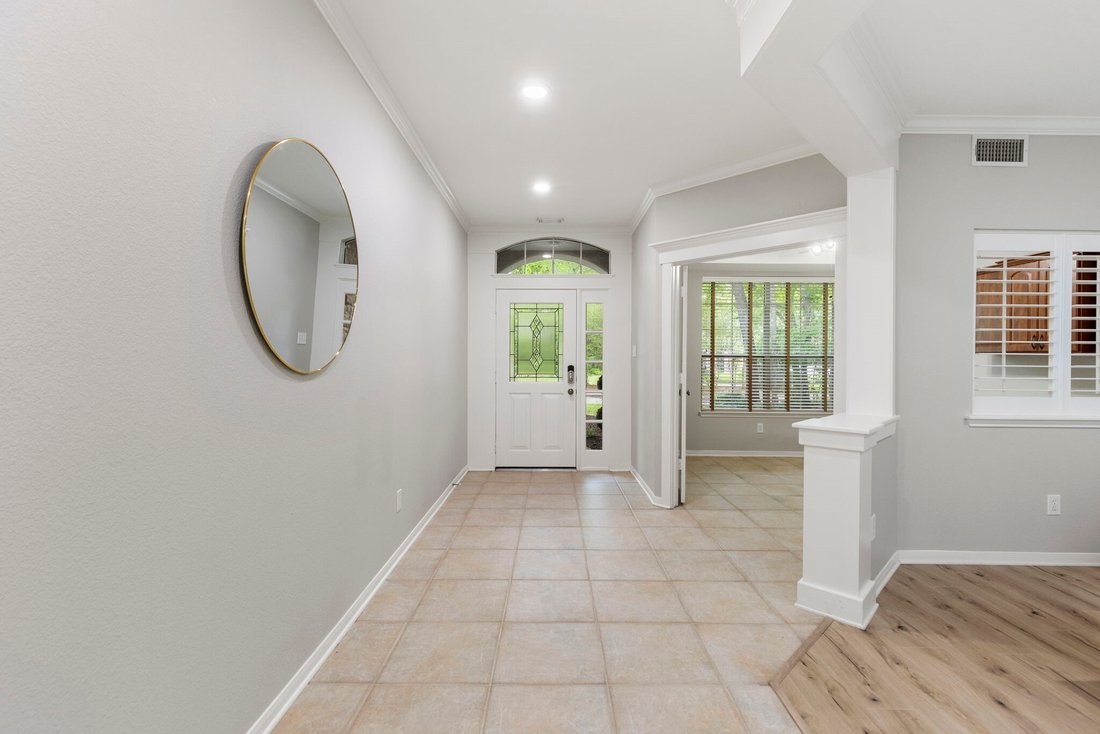 House in The Woodlands, Texas, United States 5 - 17560155