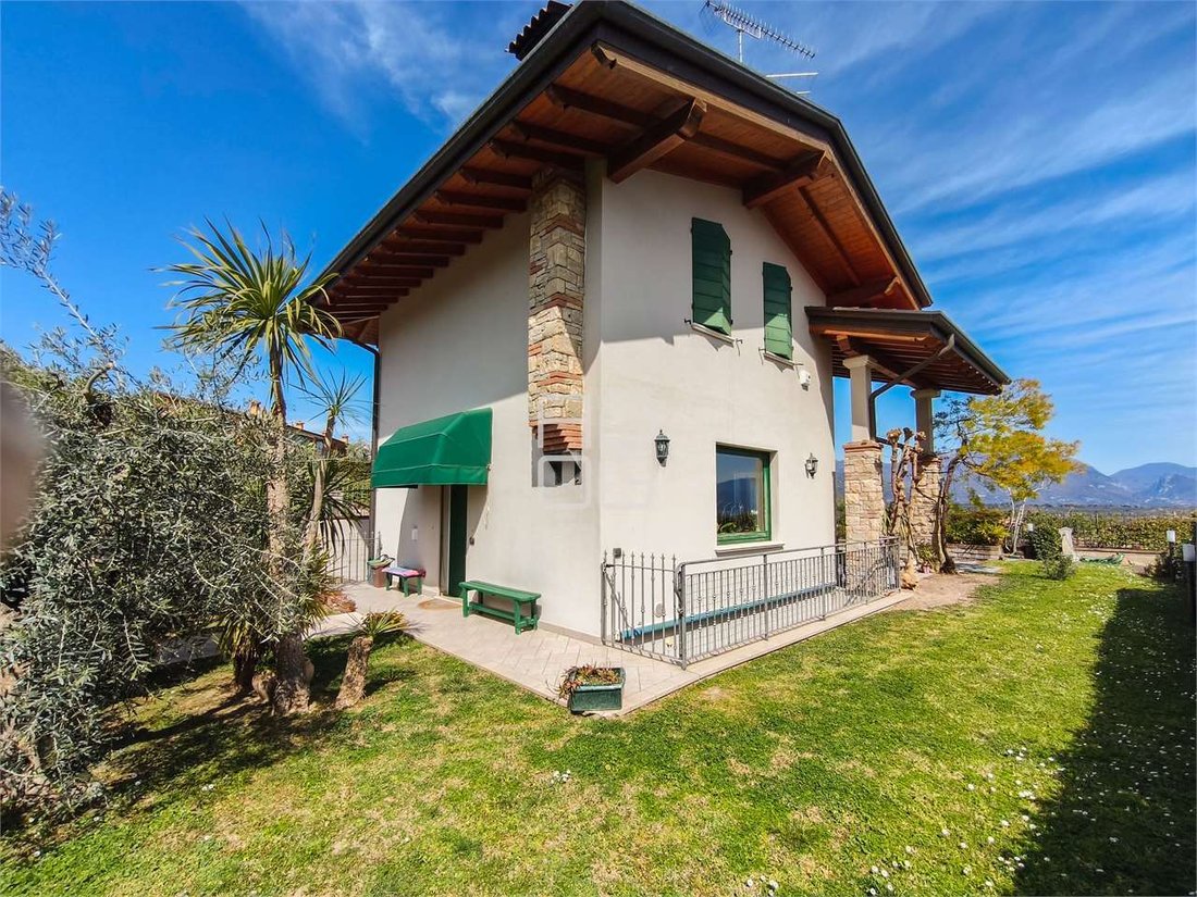 Villa in Polpenazze del Garda, Lombardy, Italy 1 - 17565742