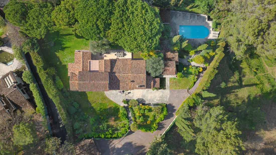 Villa in Mougins, Provence-Alpes-Côte d'Azur, France 2 - 17558365