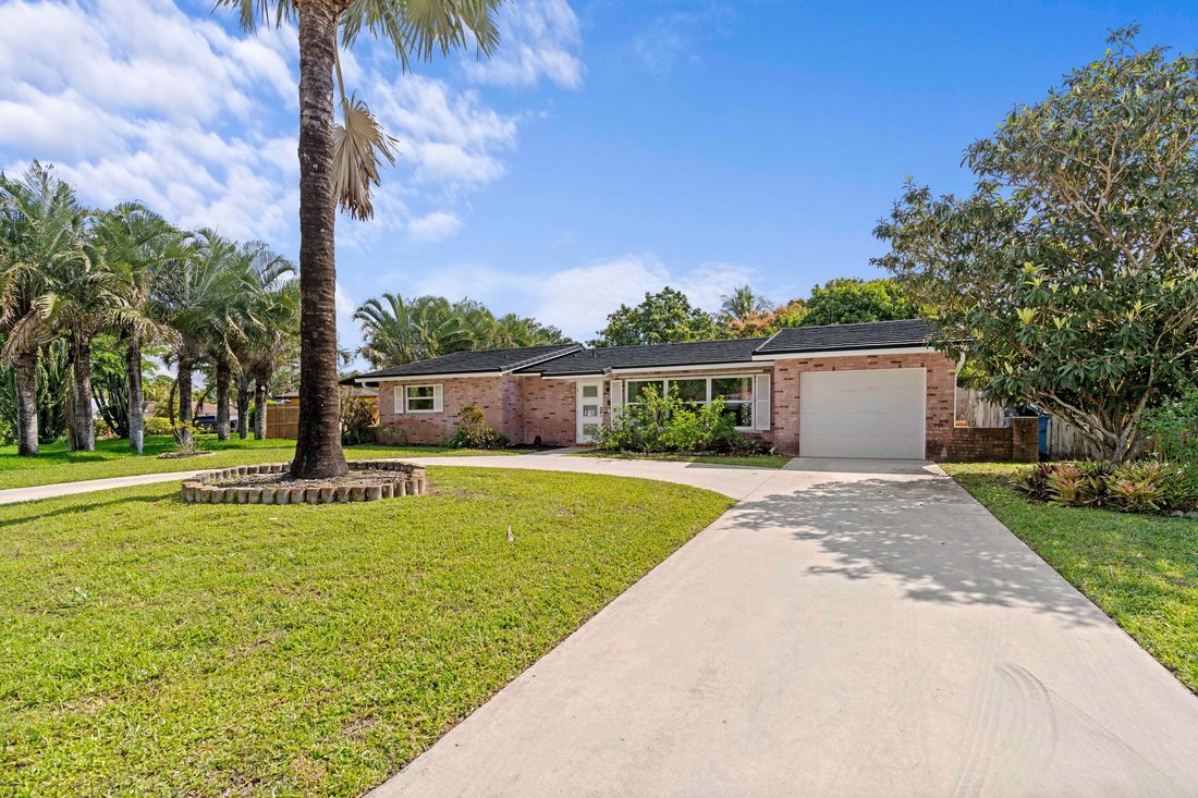 West Palm Beach, Florida, United States 4 - 17563768
