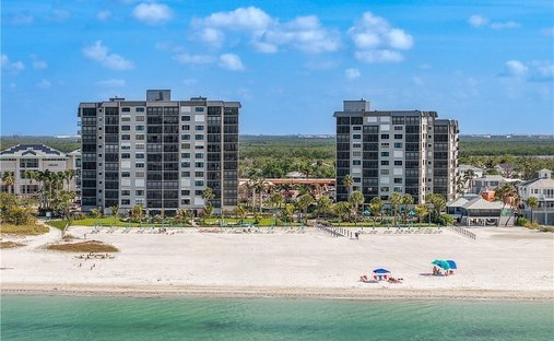 Condo in Fort Myers Beach, Florida, United States 1