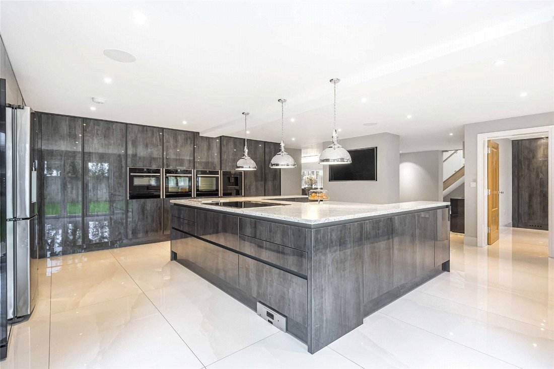 House in Cuffley, Northaw, England 4 - 17564014