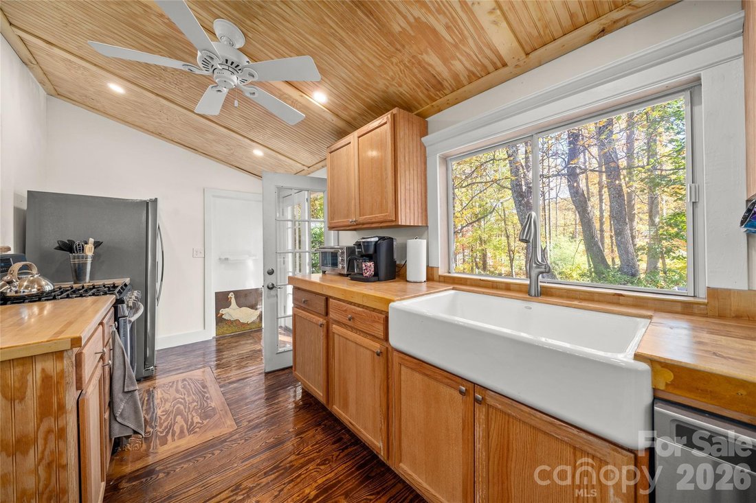 House in Maggie Valley, North Carolina, United States 4 - 17563140