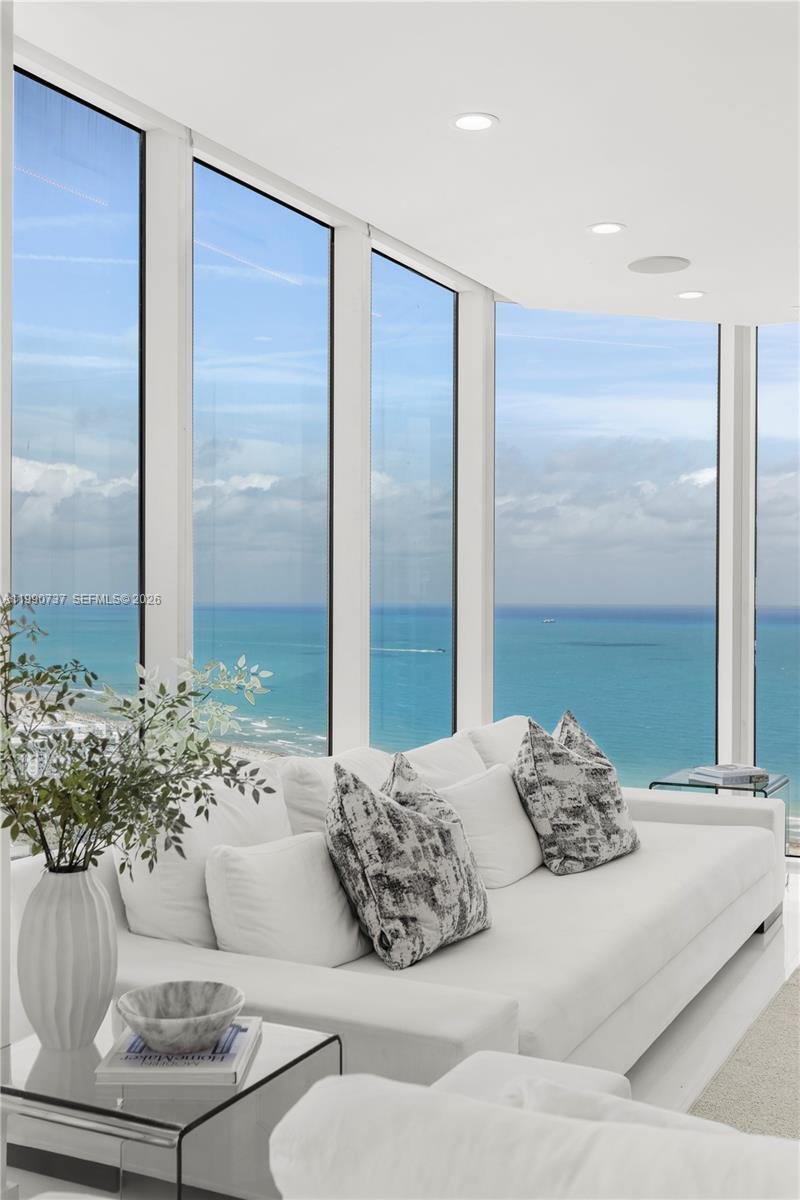 Condo in Miami Beach, Florida, United States 2 - 17564243
