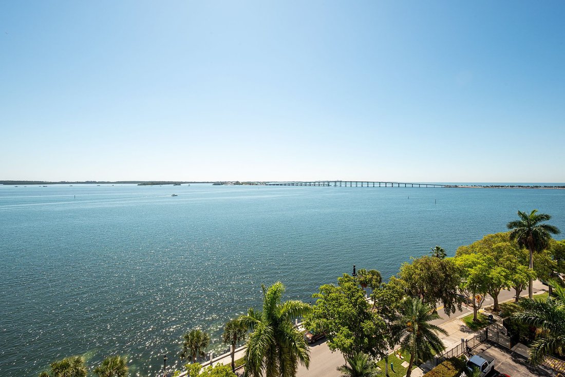 Condo in Miami, Florida, United States 3 - 17563605