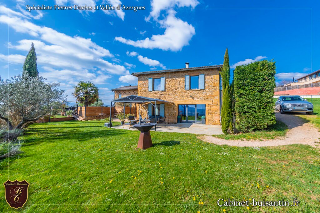 House in Saint-Jean-des-Vignes, Auvergne-Rhône-Alpes, France 2 - 17562560