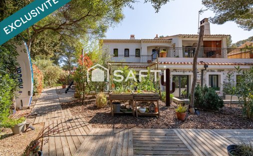 House in Le Dramont-Agay-Anthéor-Le Trayas, Saint-Raphaël, France 1