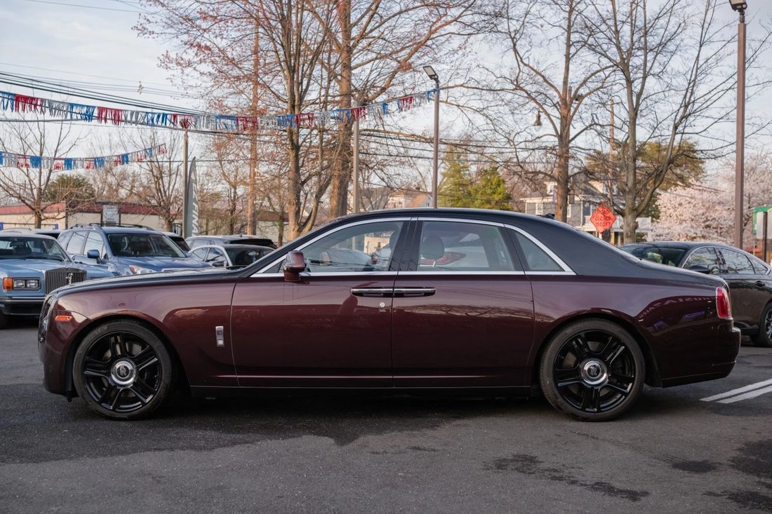 Sedan in Highland Park, NJ, United States 4 - 17563225