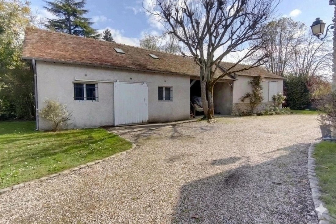 House in Villette, Ile-de-France, France 2 - 17567952