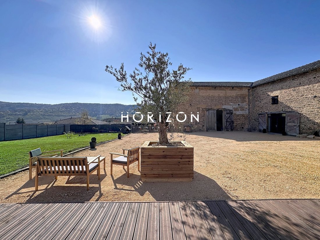 House in Emeringes, Auvergne-Rhône-Alpes, France 4 - 17393054