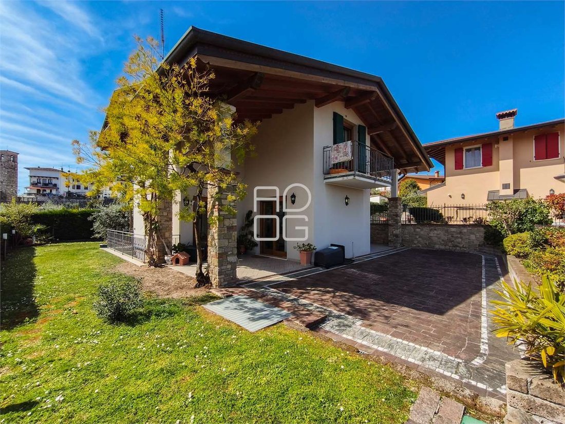 Villa in Polpenazze del Garda, Lombardy, Italy 2 - 17565742