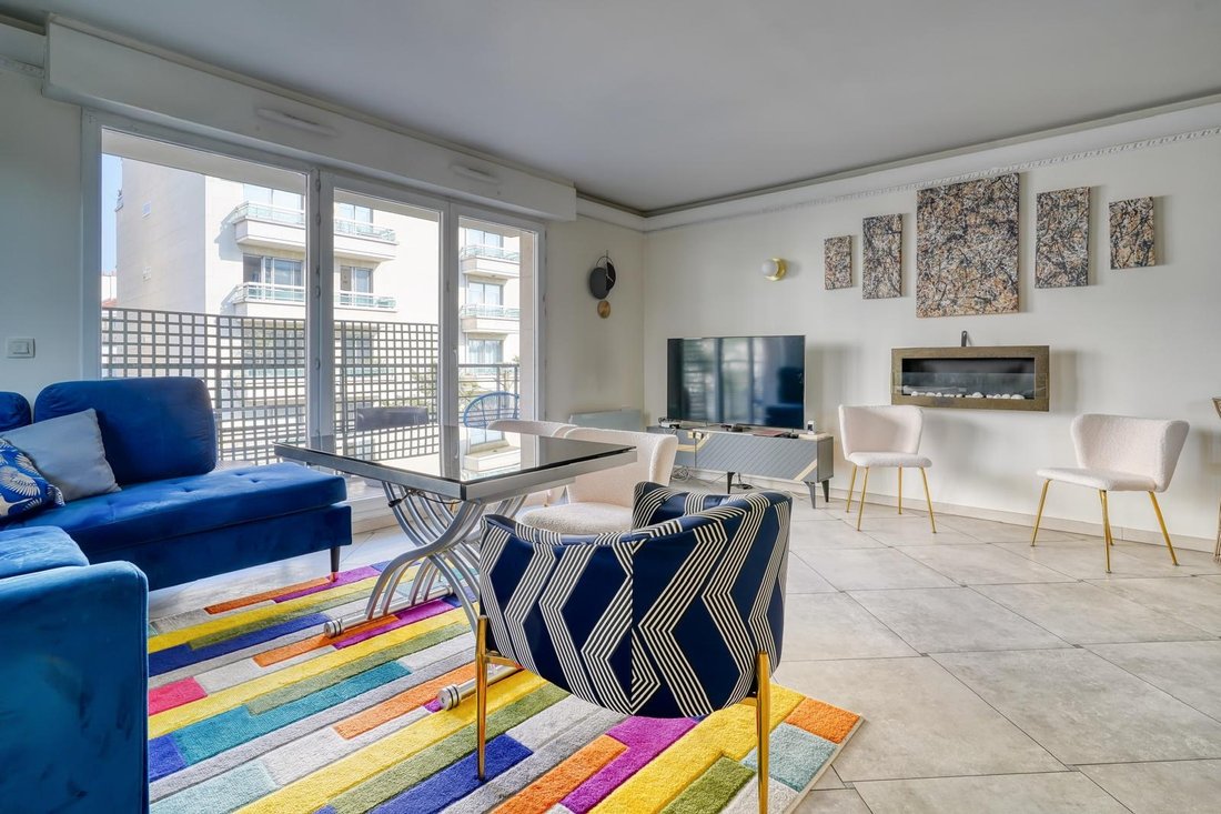 Apartment in Saint-Mande, Ile-de-France, France 2 - 17565880